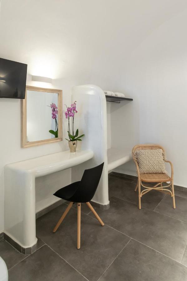 Doukas Caldera Suites Fira  Ngoại thất bức ảnh